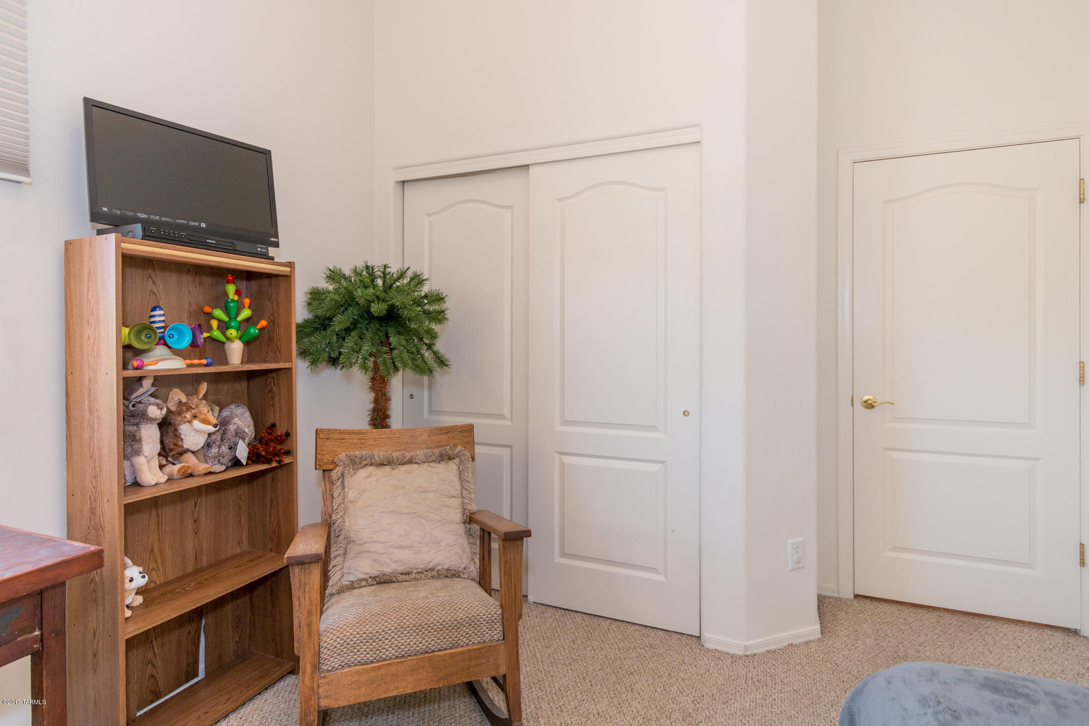 Continental Reserve Blk. 10 (1-69) - Residential