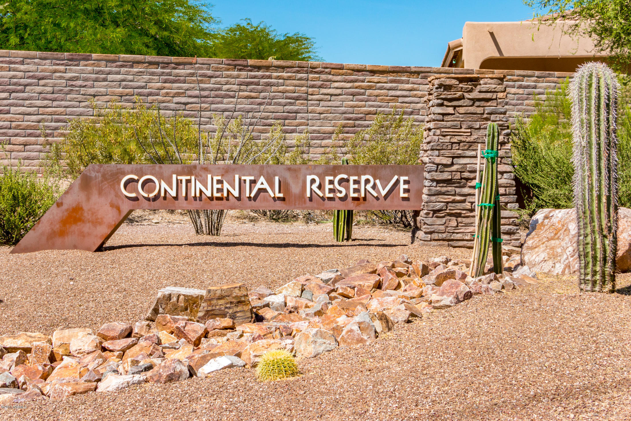 Continental Reserve Blk. 10 (1-69) - Residential