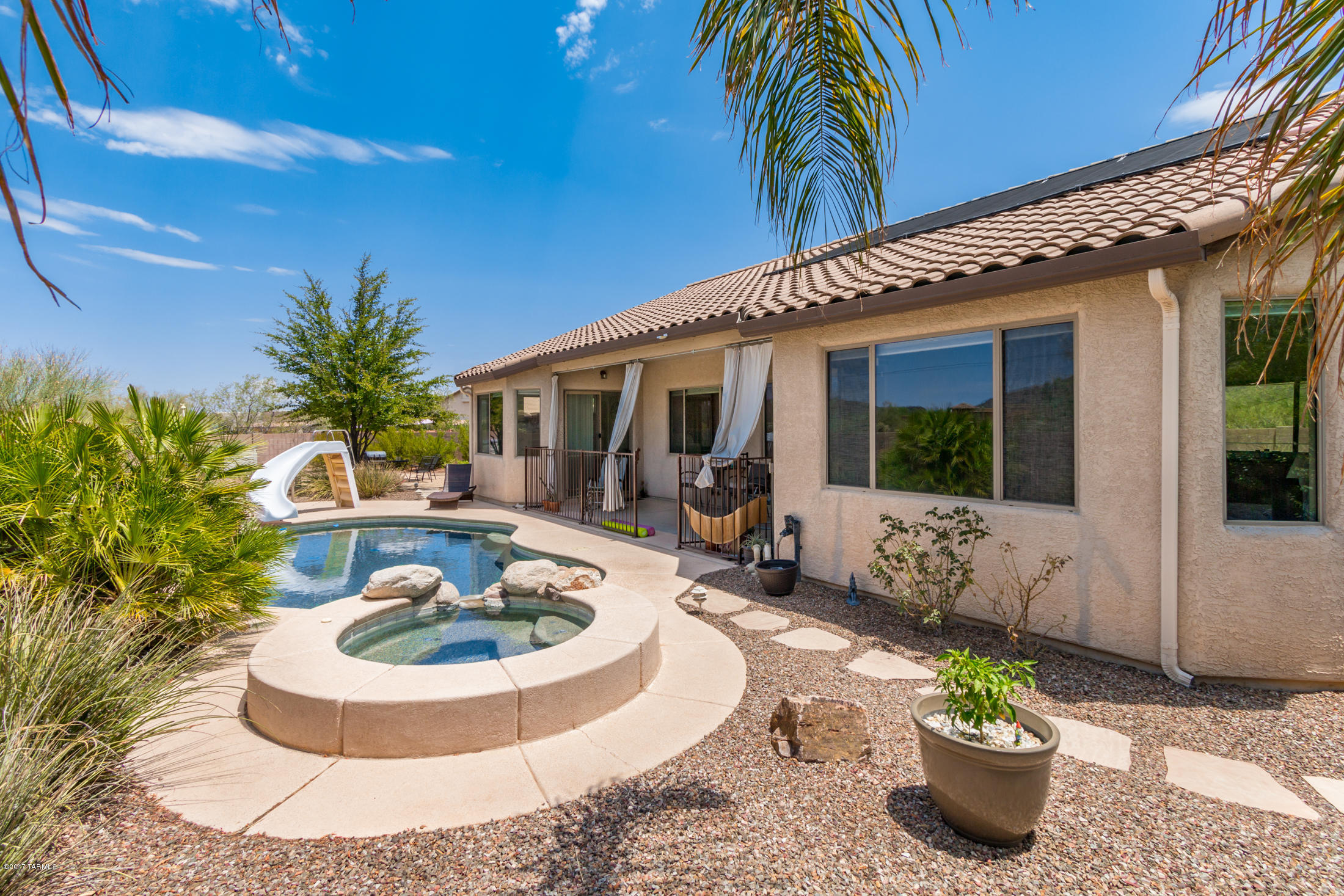 Continental Reserve Blk. 10 (1-69) - Residential