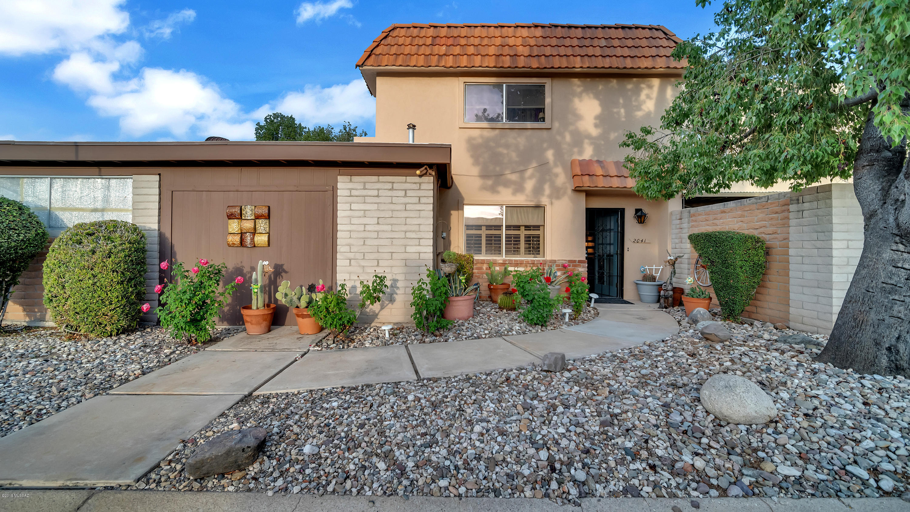 Rolling Hills Villas NO. 2 - Residential