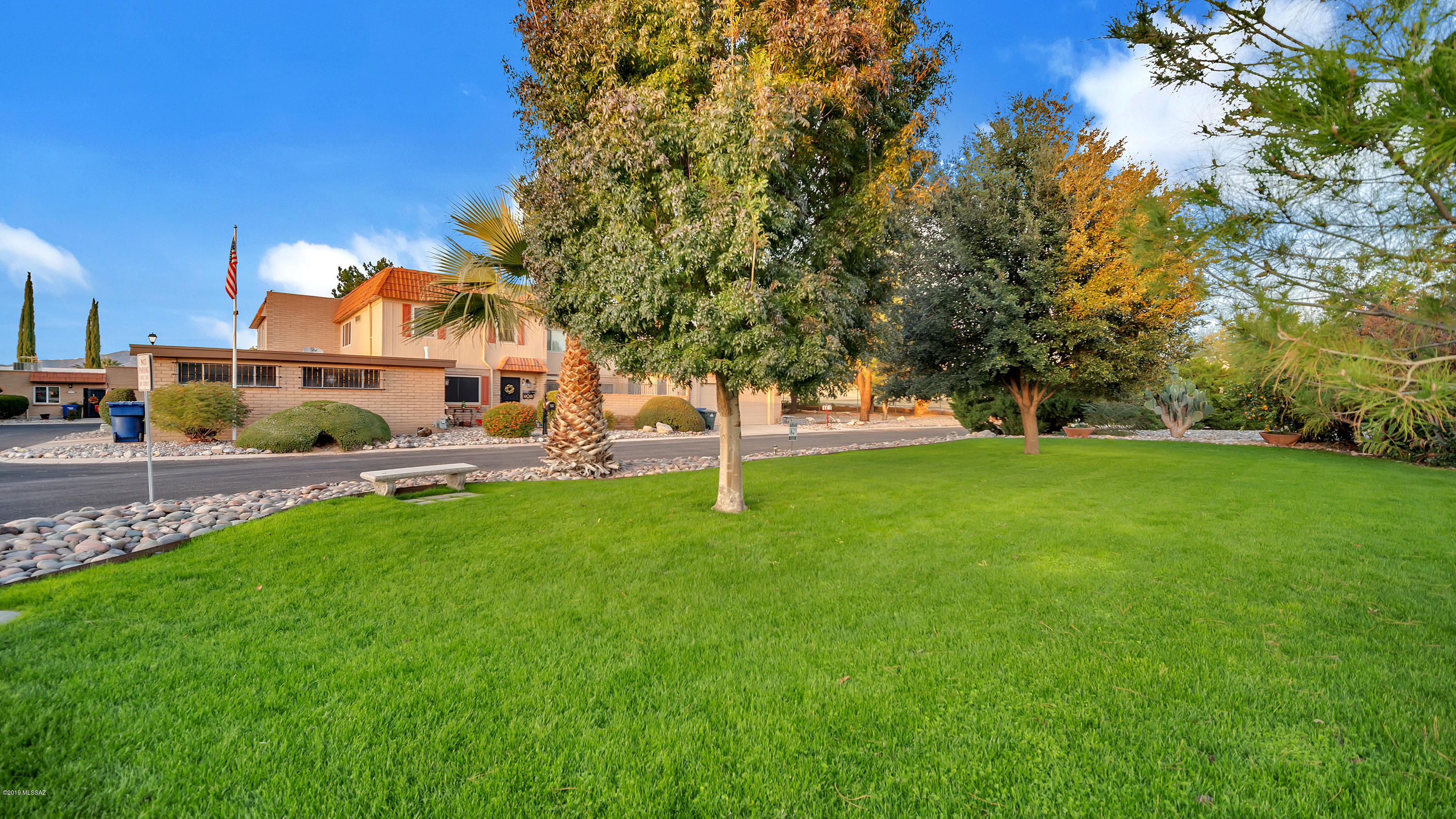 Rolling Hills Villas NO. 2 - Residential