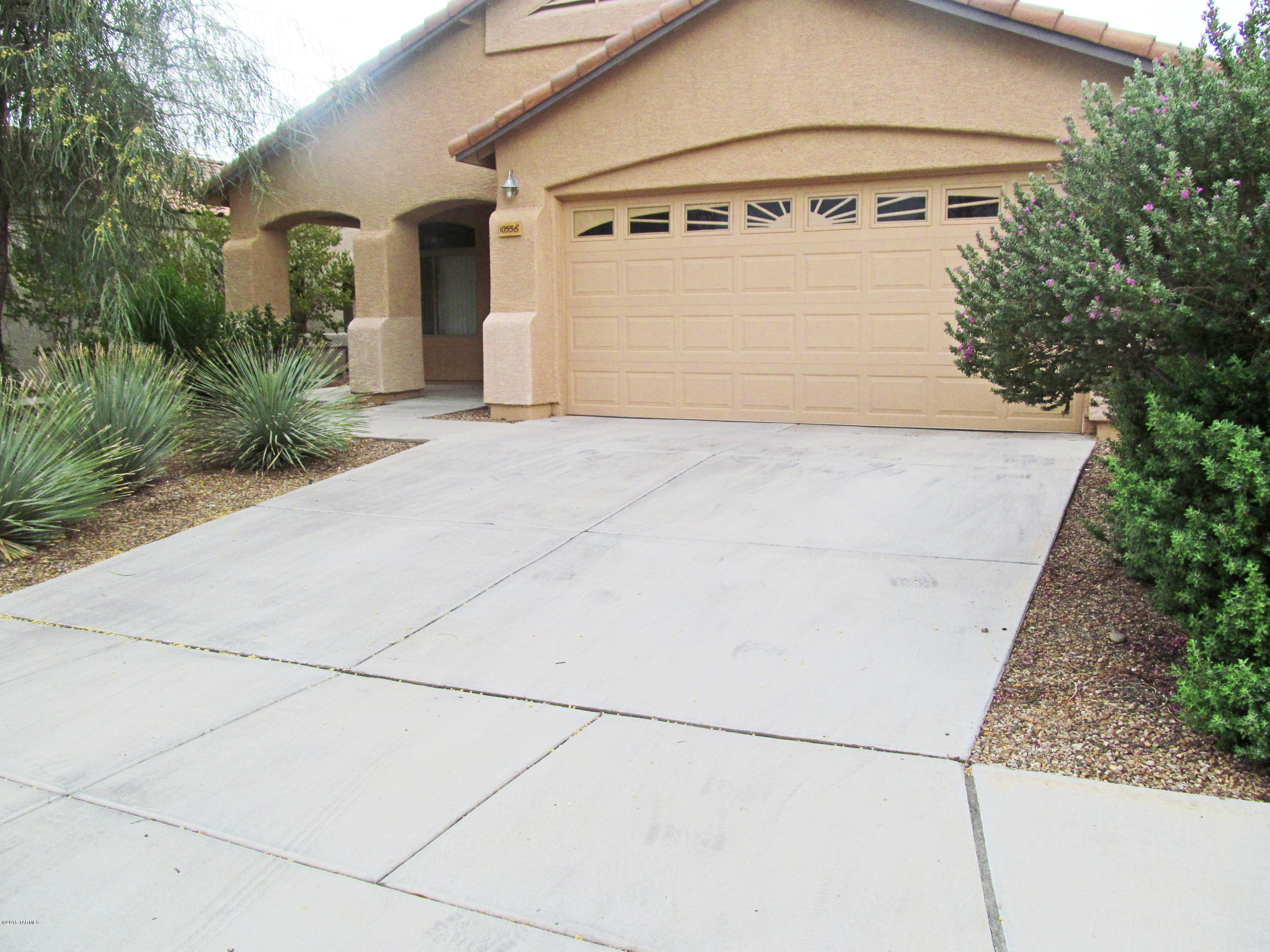 Desert Willow Estates (1-110) - Residential Lease