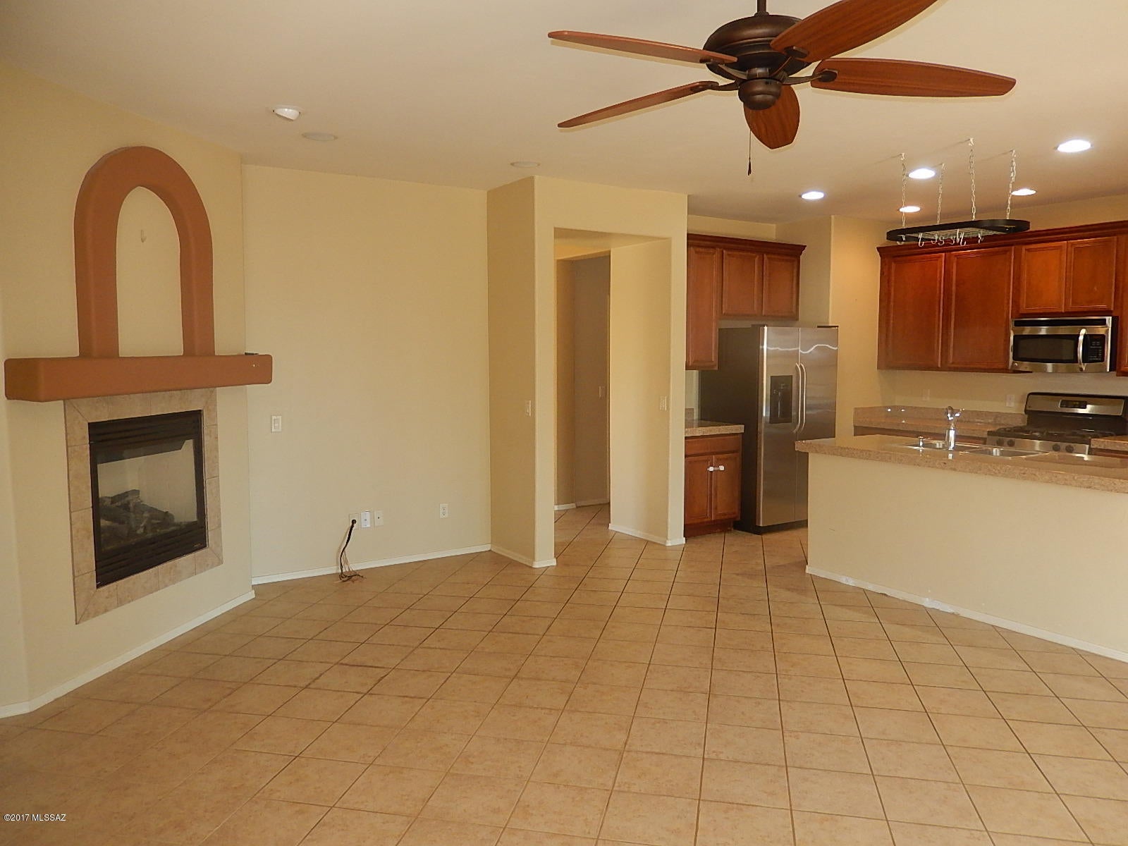 Somerset Canyon Neighborhood 10, Par. X,Y - Residential Lease
