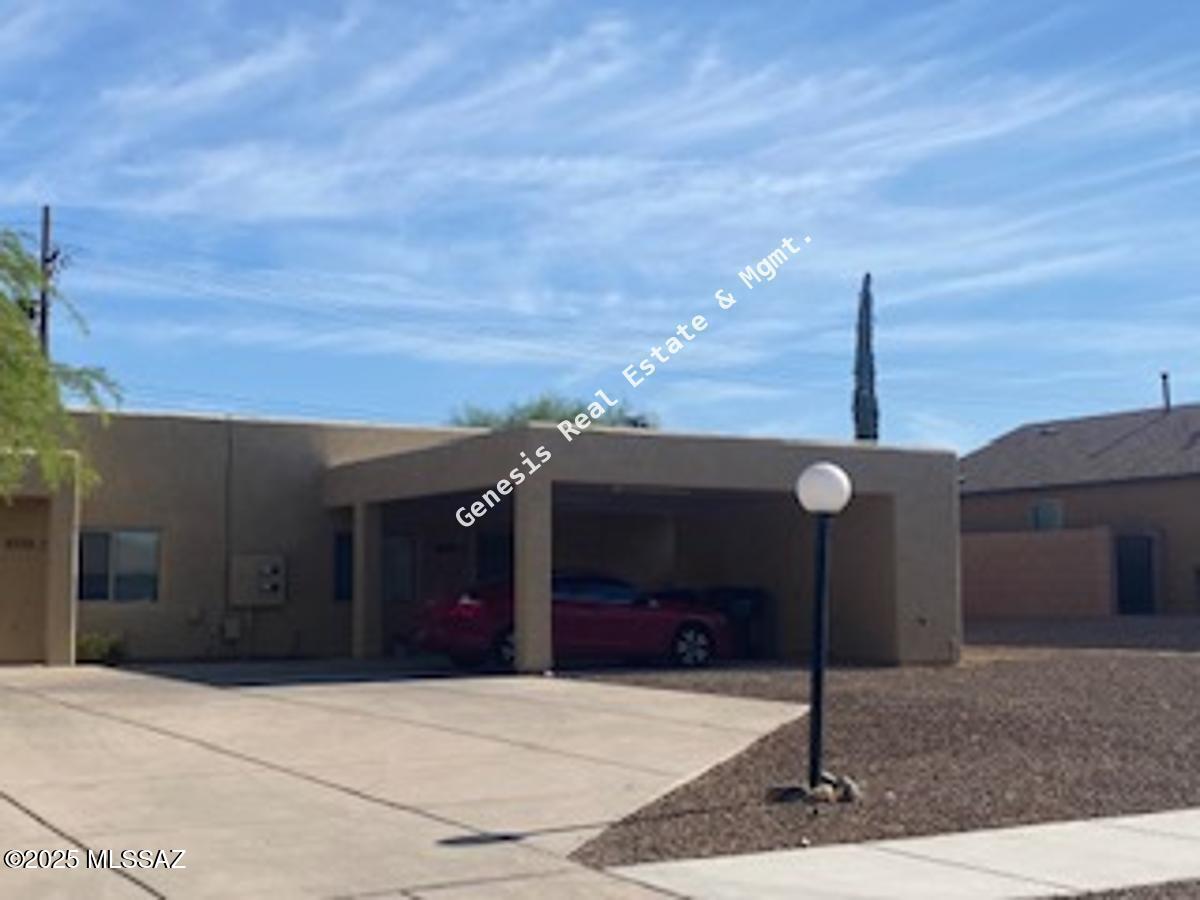 2 bedroom 2 bath duplex with low maintenance yard, extra onsite storage. Close to shops, restaurants, and public transportation. Both units are occupied, showings available after accepted offer. Units haves room for an increase.