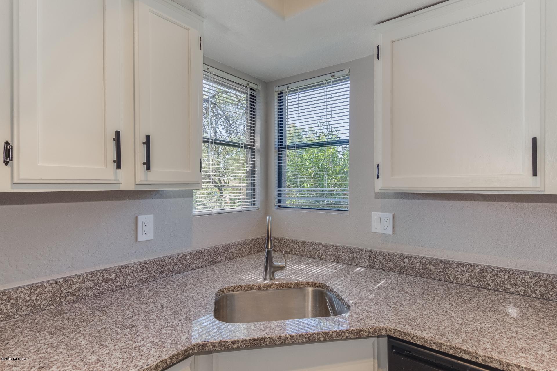 Greens at Ventana Canyon - Residential
