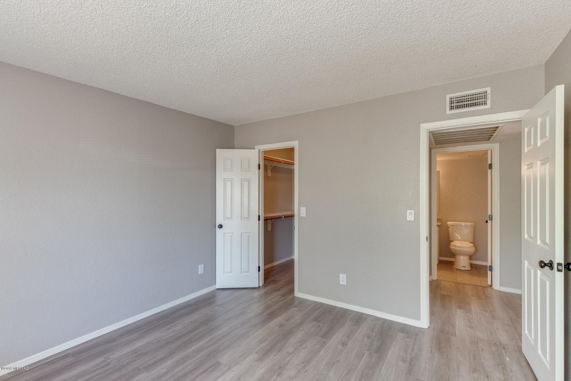 Greens at Ventana Canyon - Residential