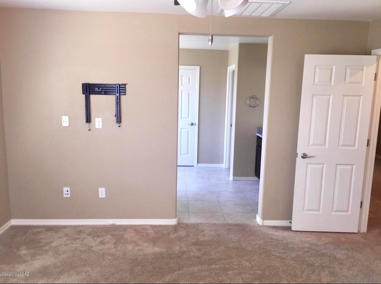 Presidios at Rancho Sahuarita (1-927) - Residential Lease