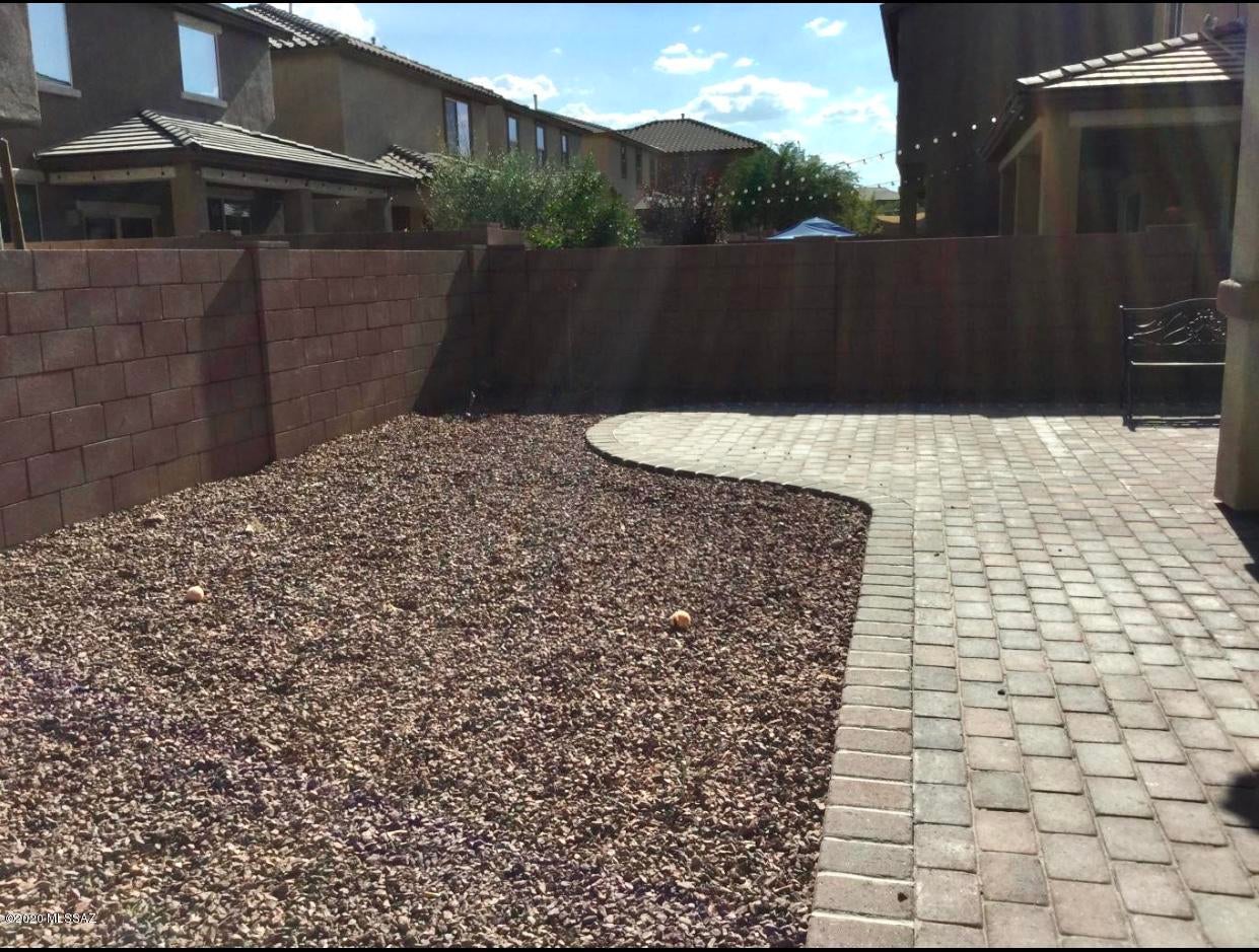 Presidios at Rancho Sahuarita (1-927) - Residential Lease