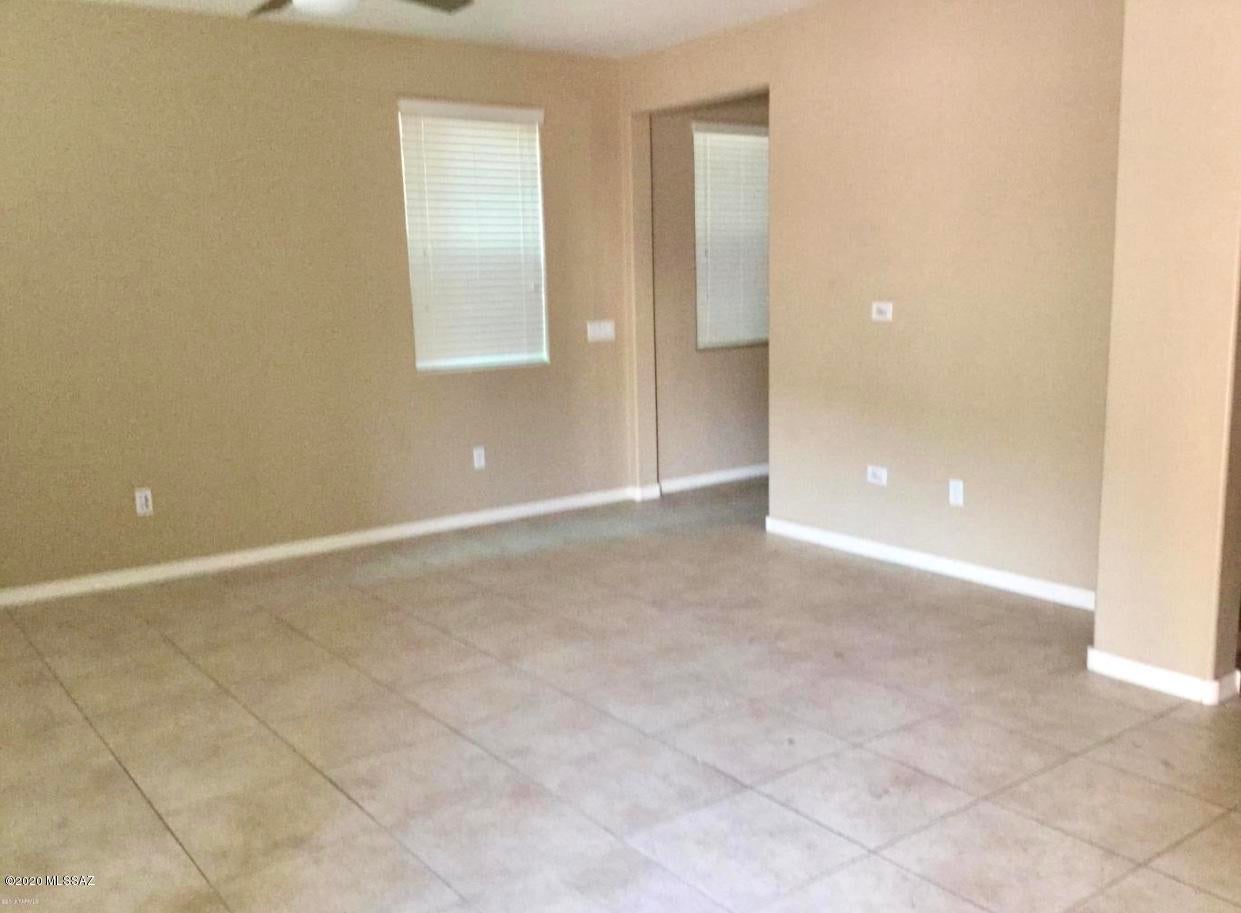 Presidios at Rancho Sahuarita (1-927) - Residential Lease