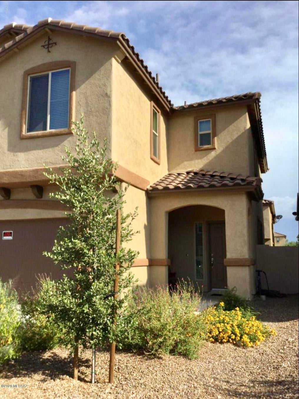 Presidios at Rancho Sahuarita (1-927) - Residential Lease
