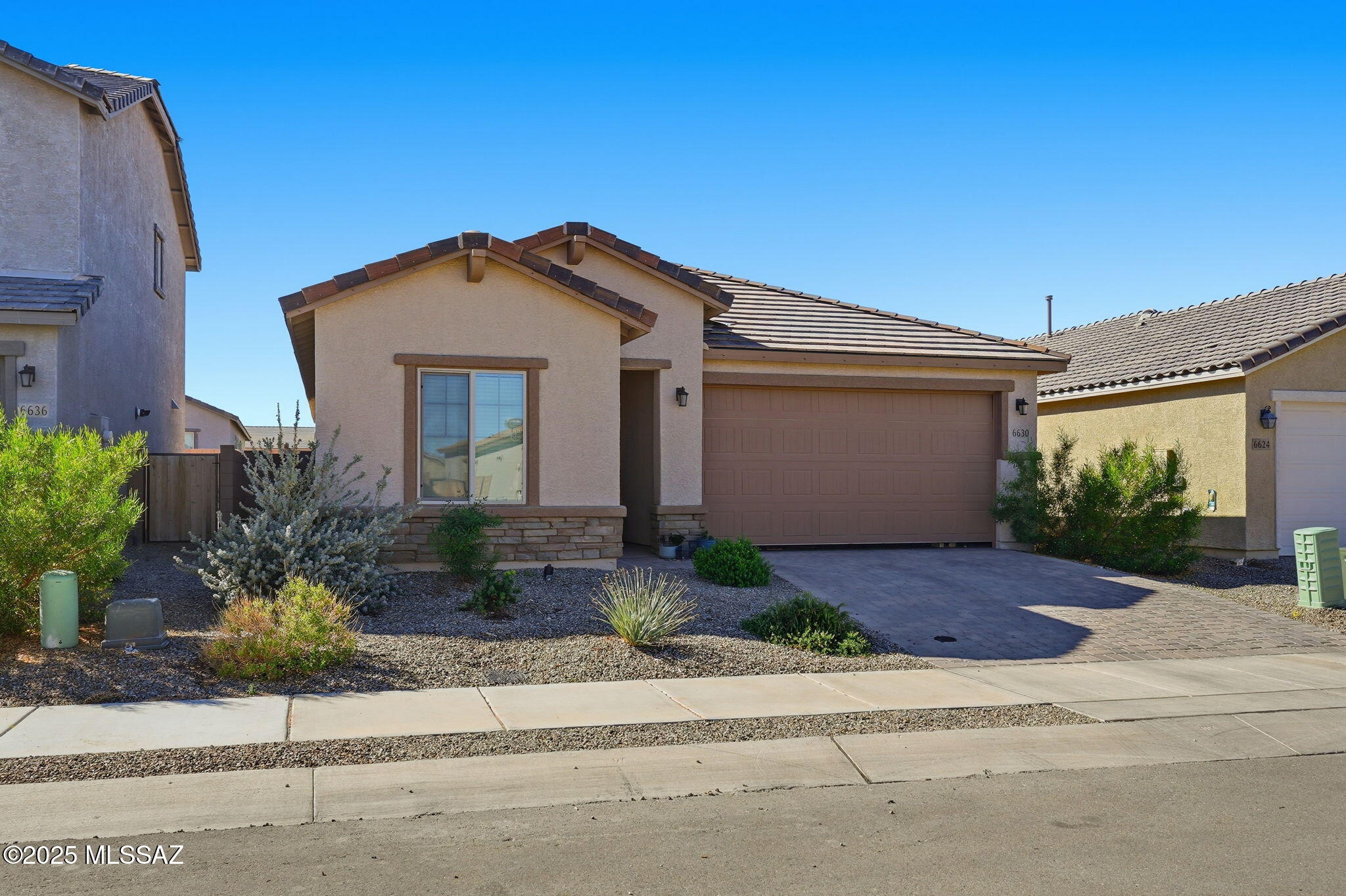 *****PRE-APPROVED SHORTSALE****Located in the highly desired master planned community of La Estancia, this newer home (built in 2023) 3 BD, 2 BA home features an open and practical floor plan, granite countertops and stainless appliances. Highly energy efficient with Energy Star Qualified appliances including a tankless water heater and much more. La Estancia has community pools/splash pads, parks, walking paths and the Loop bike path. Close to Raytheon, U of A, downtown and much more.