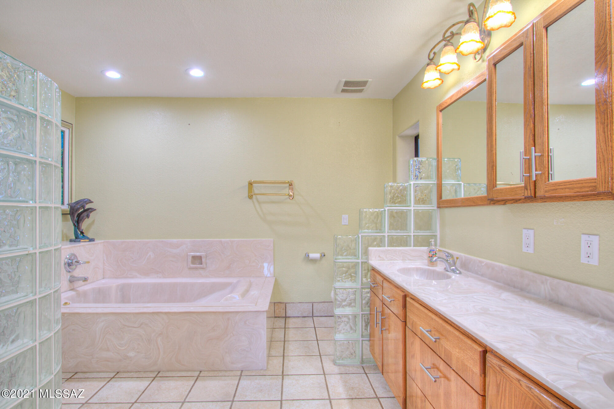 Woodland Estates (1-16) - Residential