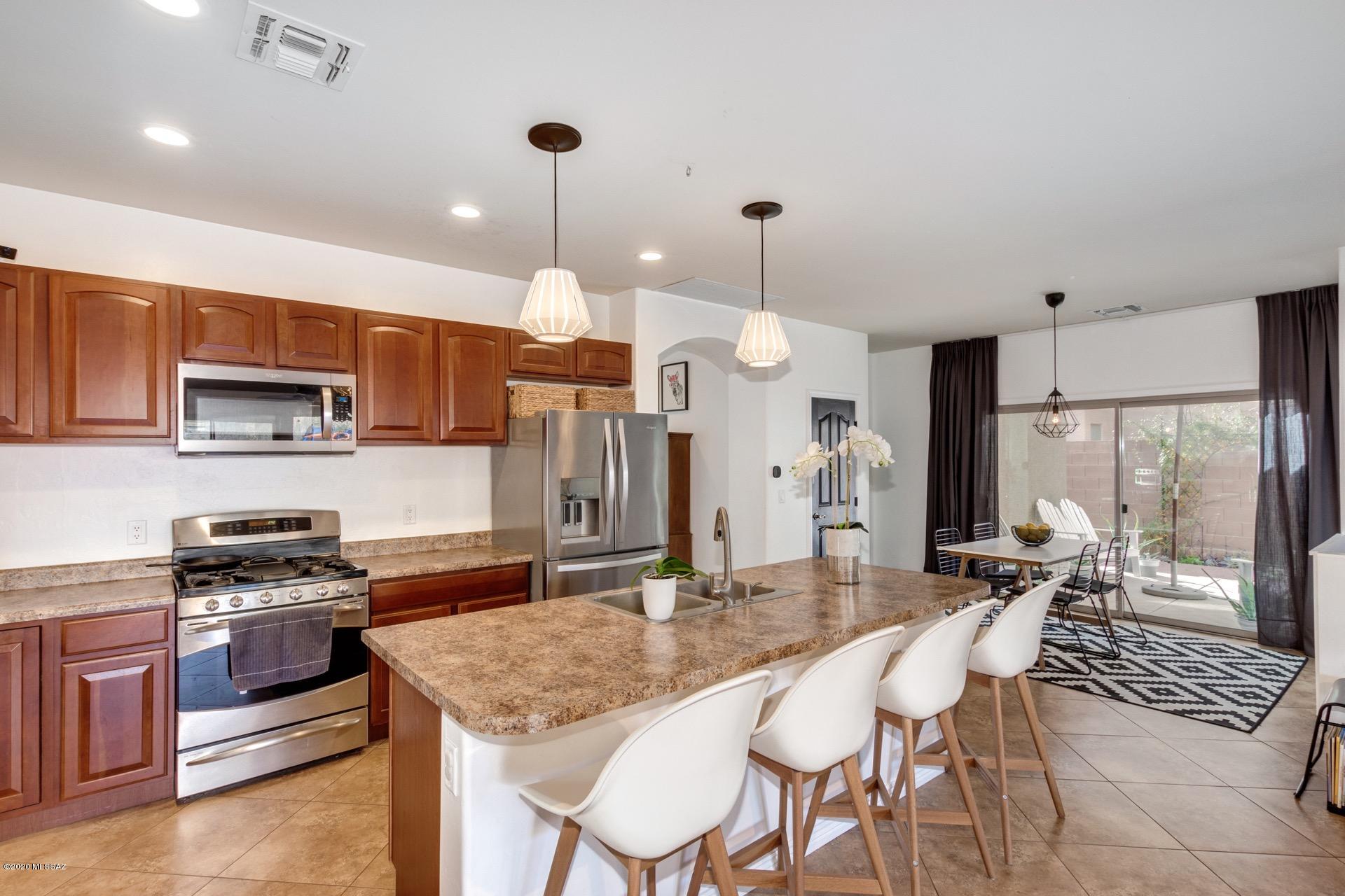 Encanto Del Lago (1-82) - Residential