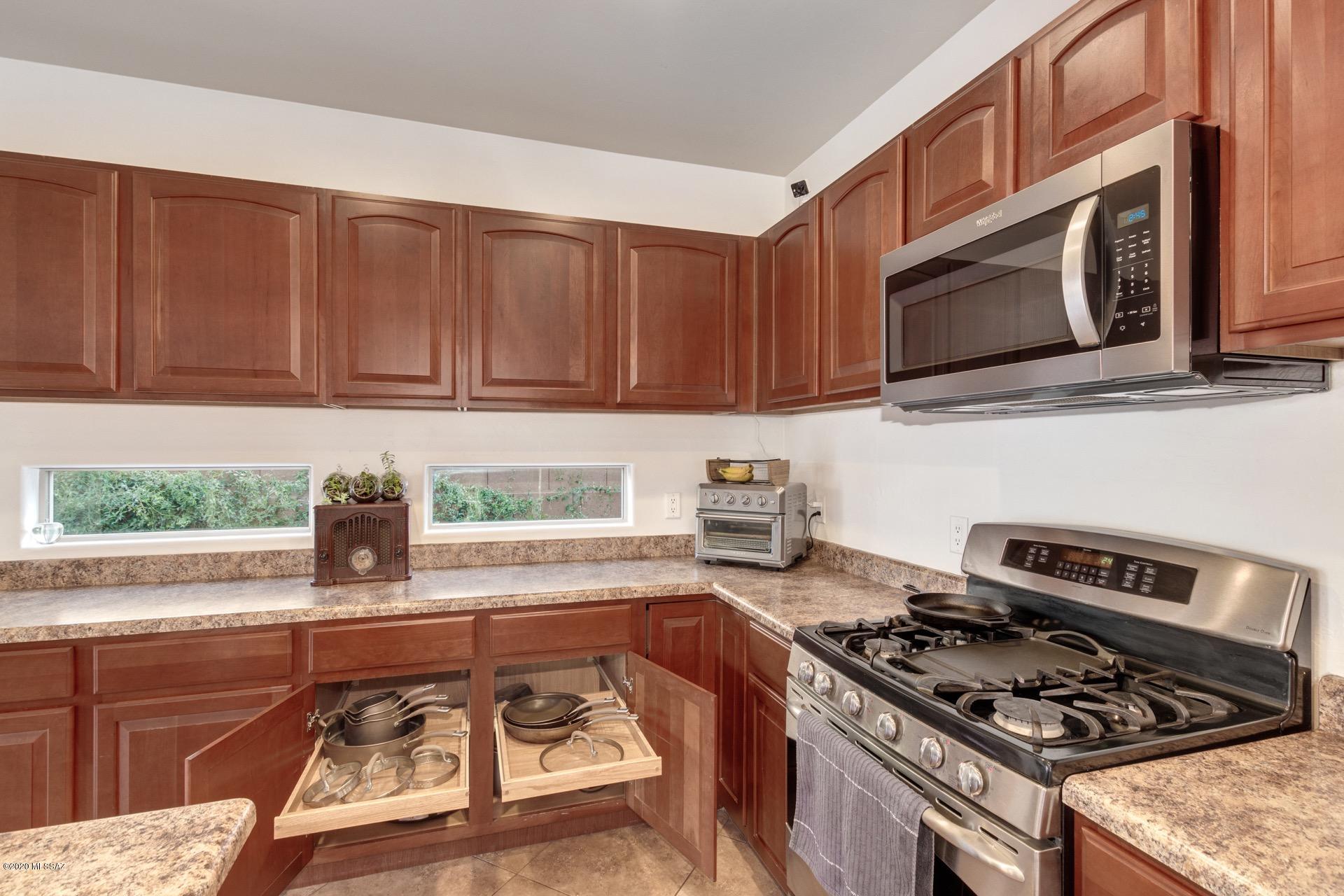 Encanto Del Lago (1-82) - Residential