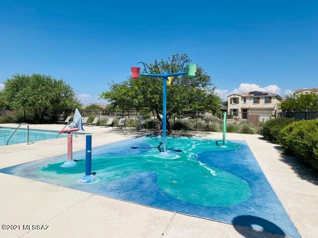 La Estancia De Tucson (1-330) - Residential Lease