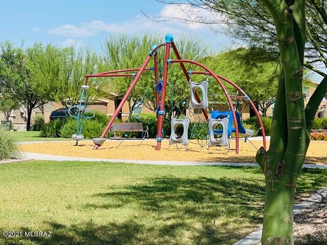 La Estancia De Tucson (1-330) - Residential Lease