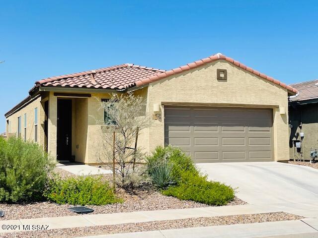 Available Move-in October 25th. Beautiful 3 Bedroom Home in La Estancia. One-Story Open floor plan with 9 ft Ceilings, Ceiling Fans in all rooms, Tile floors throughout with Carpet in the Bedrooms, Gorgeous Contemporary Kitchen with Island Bar, Lots of Cabinets, Granite, Gas Range, and Pantry. Great Room off Kitchen and Dining Area. Spacious Master suite and Bath with Large Walk-in Shower, Dual Sink Vanity and Large Walk-in closet.  Covered Rear Patio & Extended Paver Brick Patio, Firepit, Faux Grass & Sitting Area. Community offers and Community Clubhouse, Park, Playground, Pool & Splash Pad. Award Winning Vail School District. Good Credit Background and Income Required. All Pets must be Preapproved with Extra Security Deposit. Tenant to pay solar lease payment of $76 per month with rent