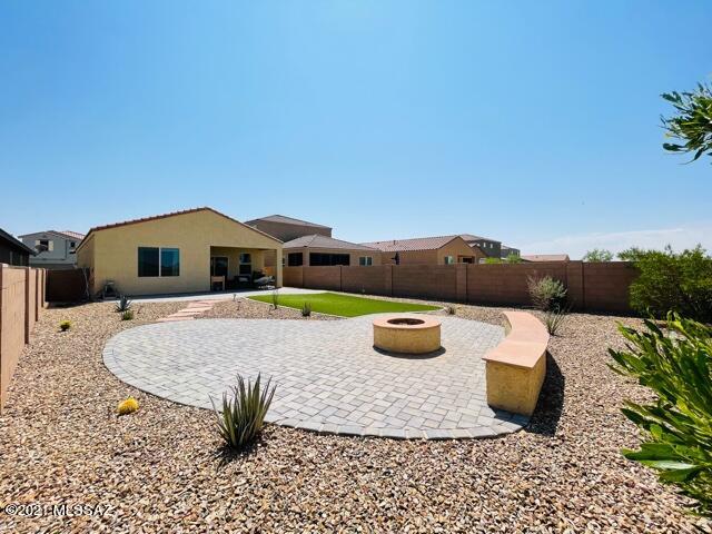 La Estancia De Tucson (1-330) - Residential Lease