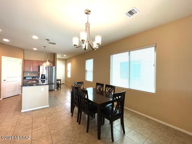La Estancia De Tucson (1-330) - Residential Lease