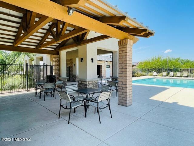 La Estancia De Tucson (1-330) - Residential Lease
