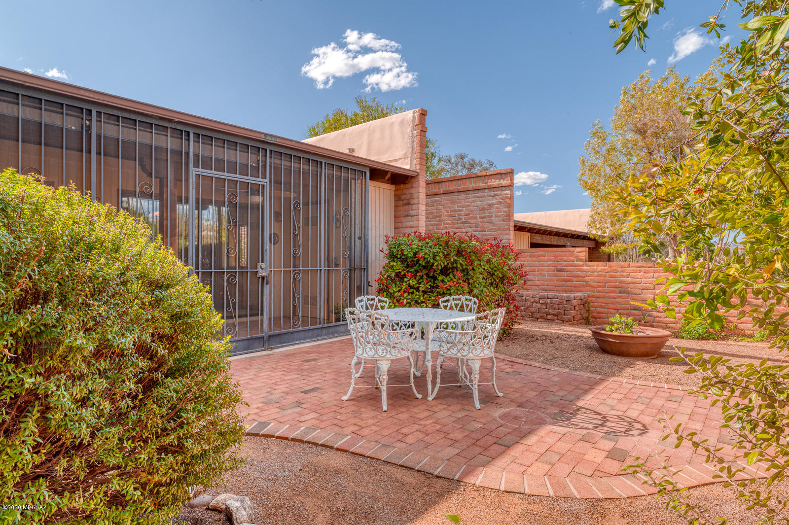 La Cholla Hills(1-313) - Residential
