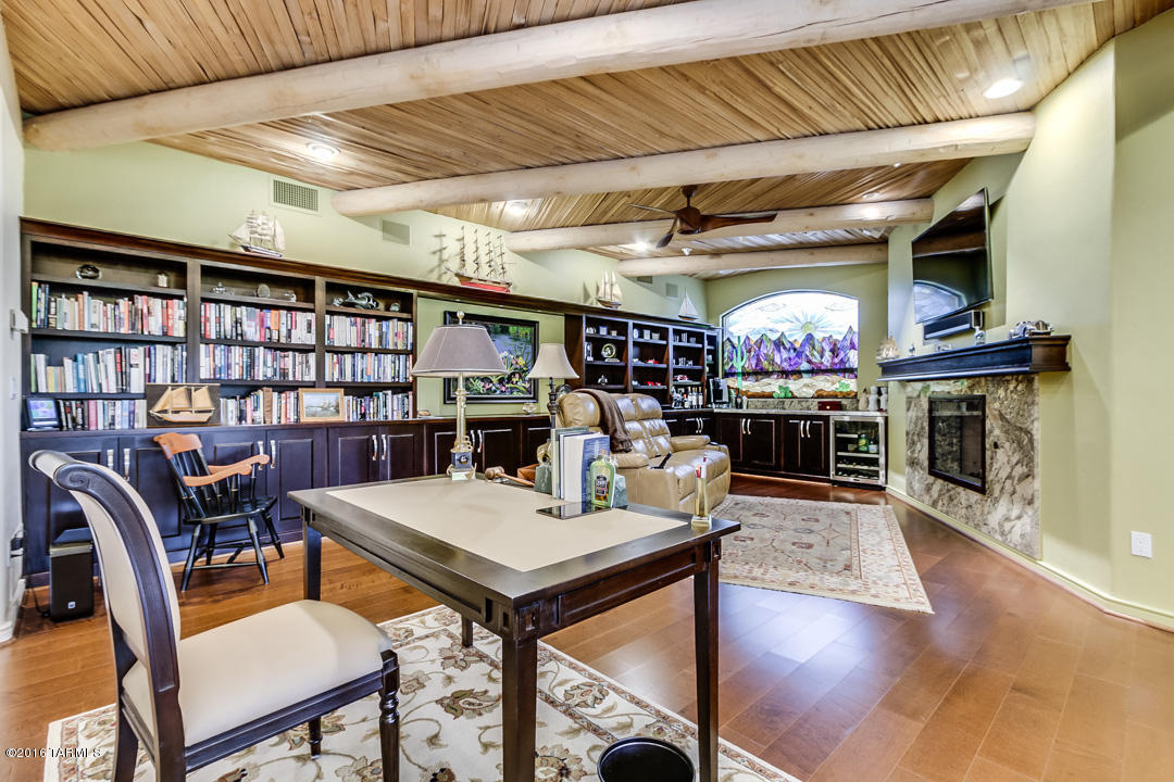 Whaleback Ridge Estates at Ventana Canyon (1-30) - Residential