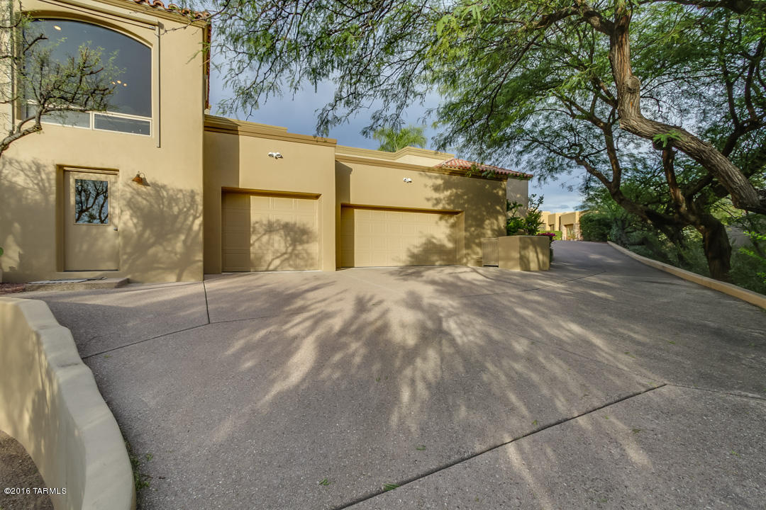 Whaleback Ridge Estates at Ventana Canyon (1-30) - Residential