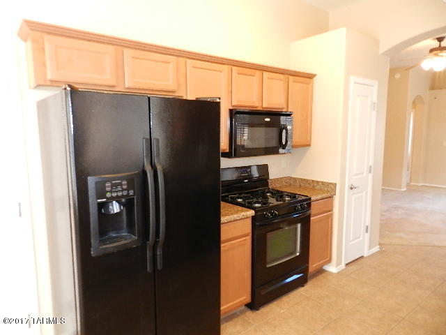 Tres Pueblos - Residential
