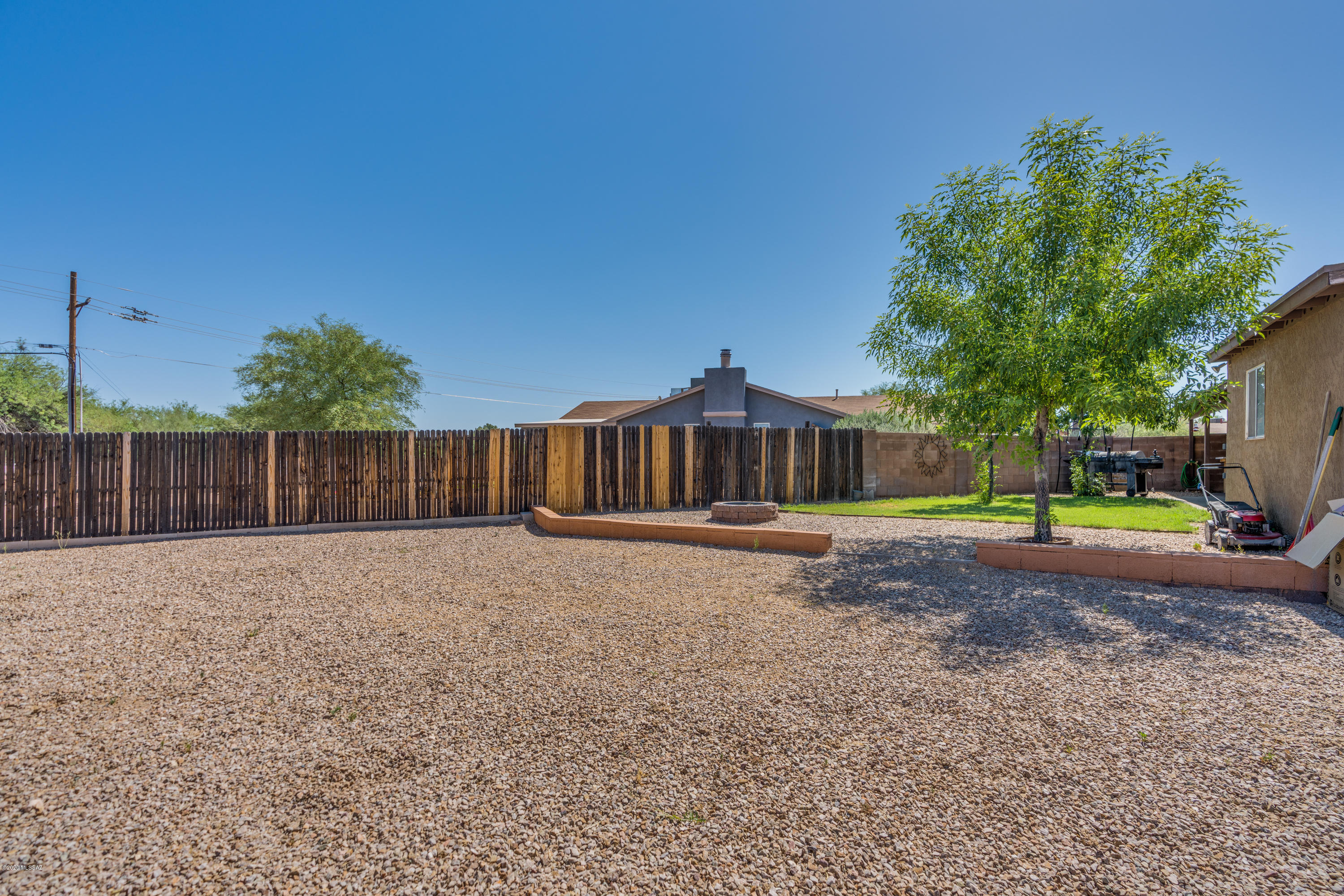 Casas Del Oeste (233-280) - Residential