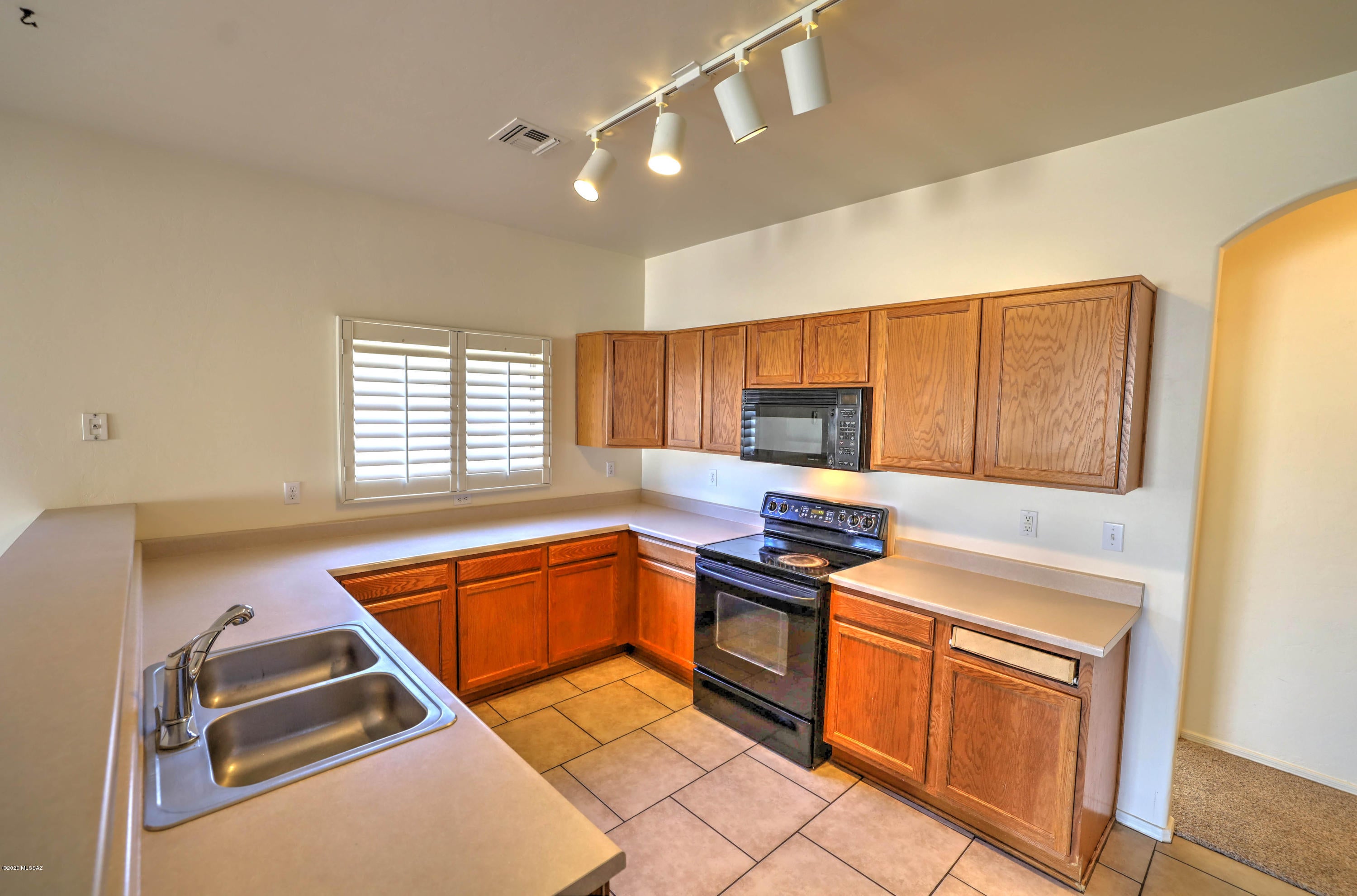 Valencia Place (1-100) - Residential Lease