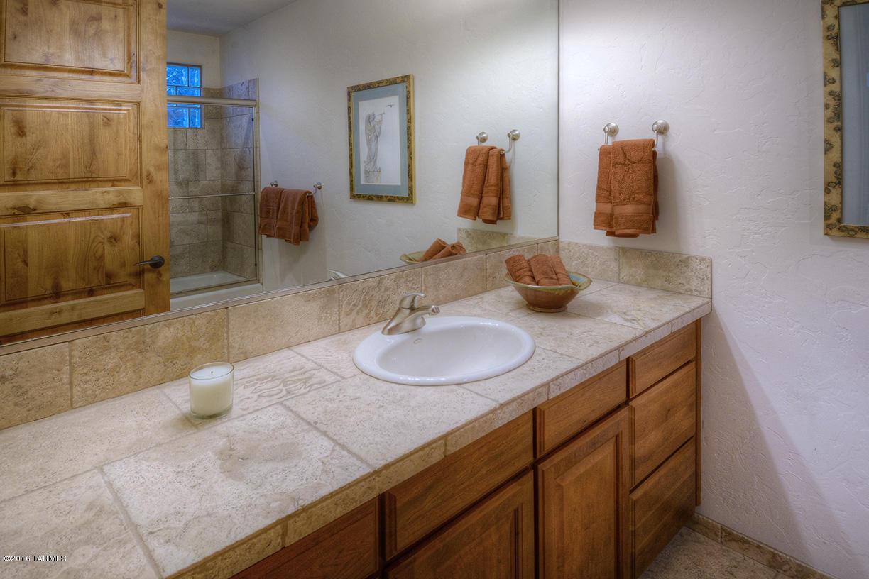 Sabino Mountain (1-290) - Residential