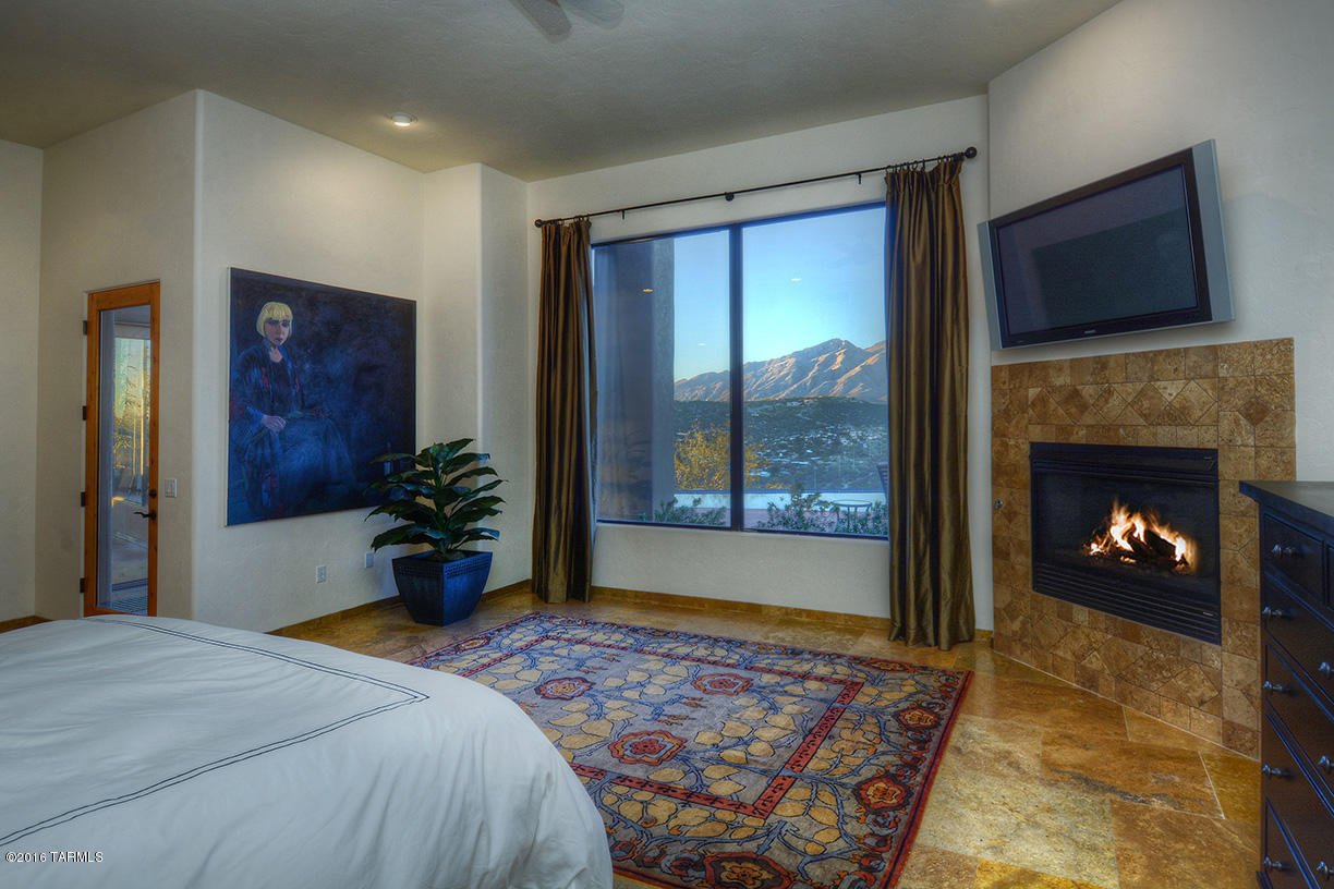 Sabino Mountain (1-290) - Residential