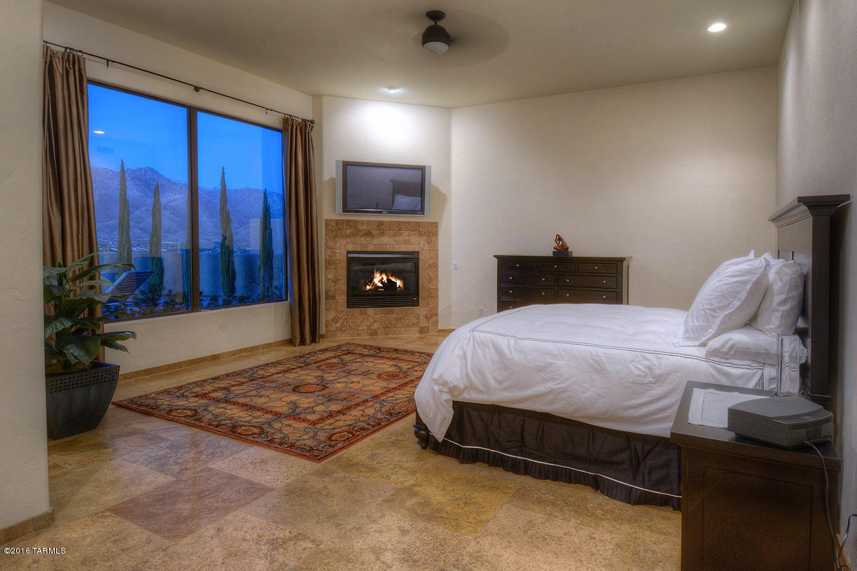 Sabino Mountain (1-290) - Residential