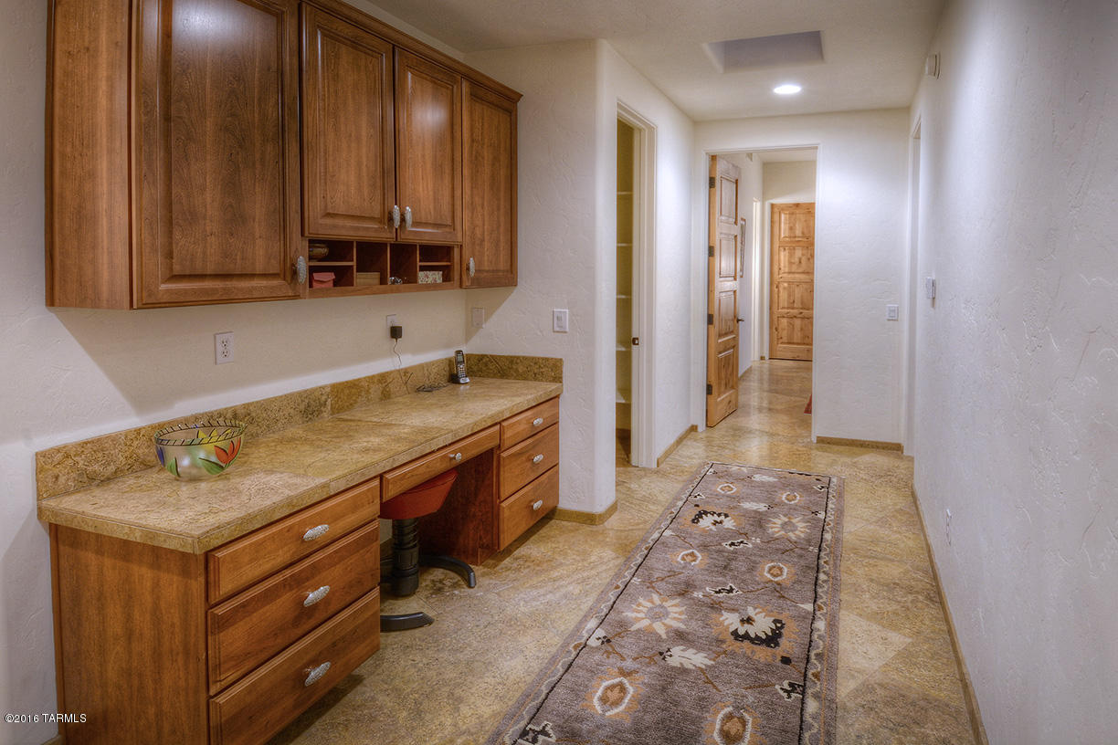 Sabino Mountain (1-290) - Residential