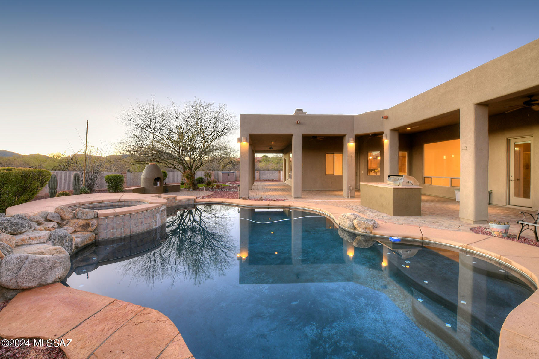 Coyote Creek (1-395) - Residential