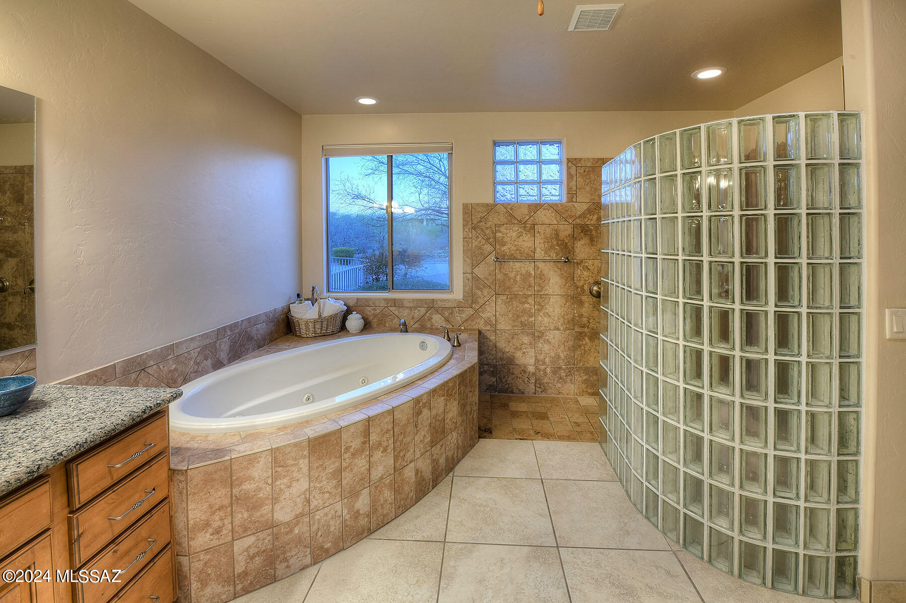 Coyote Creek (1-395) - Residential