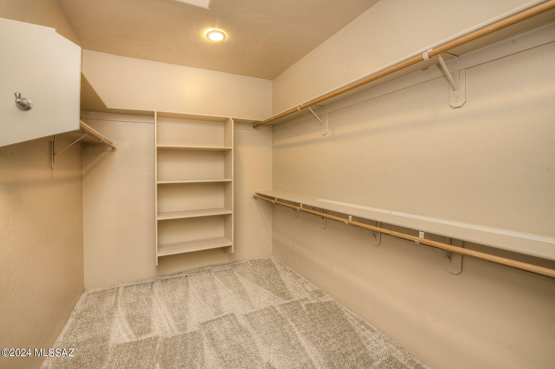 Coyote Creek (1-395) - Residential