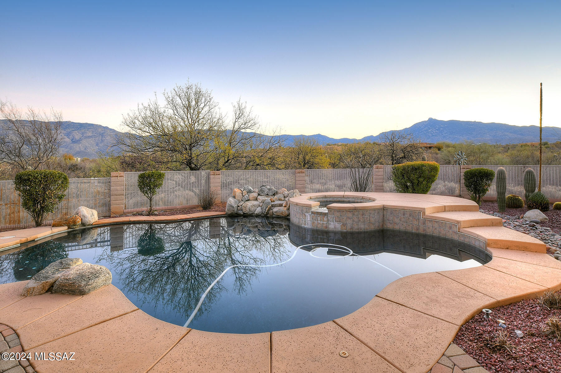 Coyote Creek (1-395) - Residential
