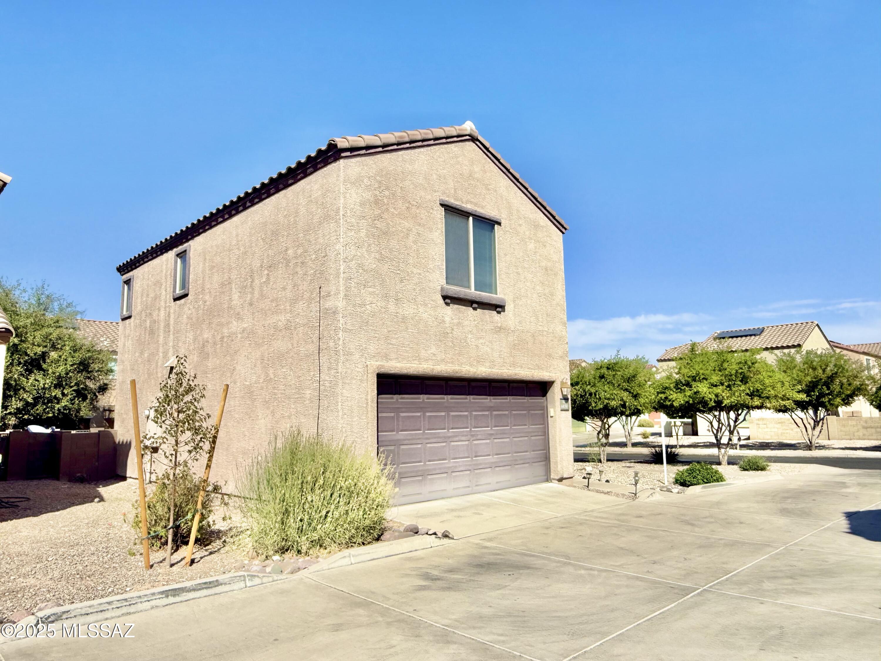 Sierra Morado Unit 2 East - Residential