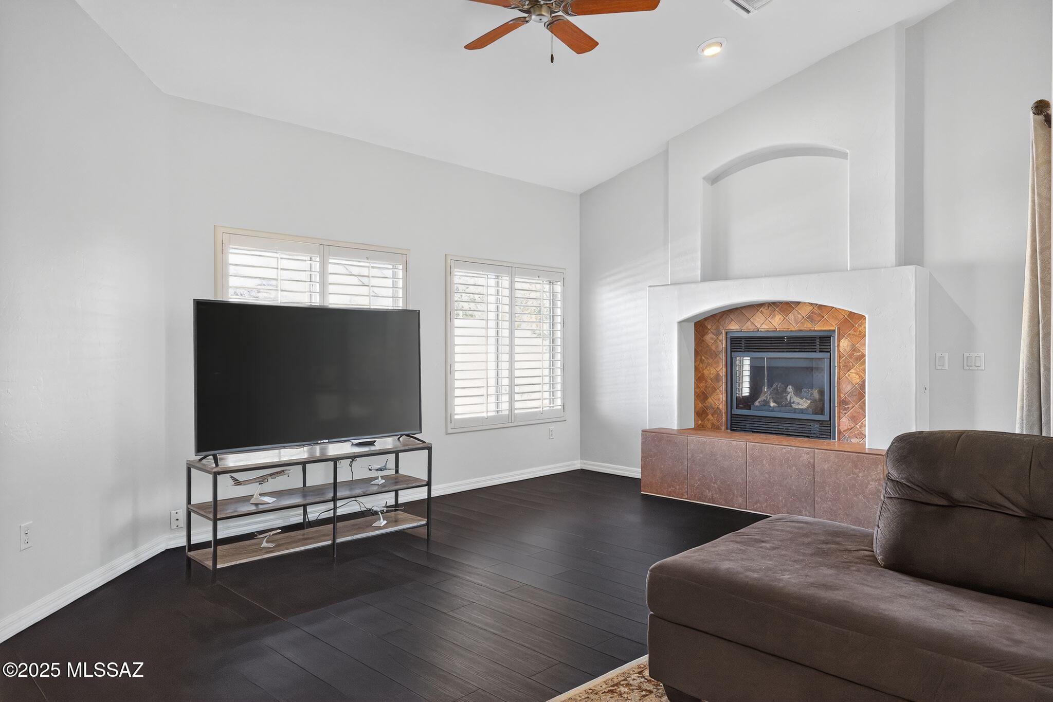 Rivers Edge (1-69) - Residential