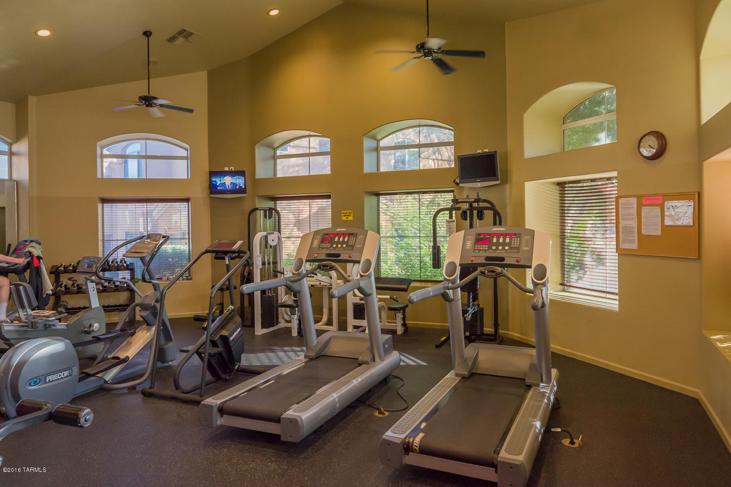 Pinnacle Canyon Condominium - Residential