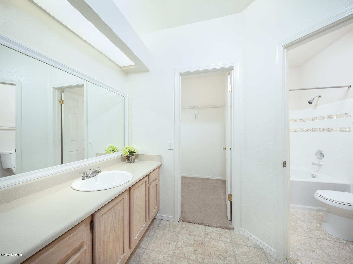 Pinnacle Canyon Condominium - Residential