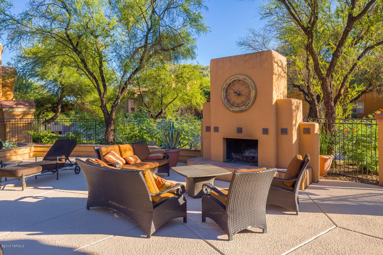 Pinnacle Canyon Condominium - Residential