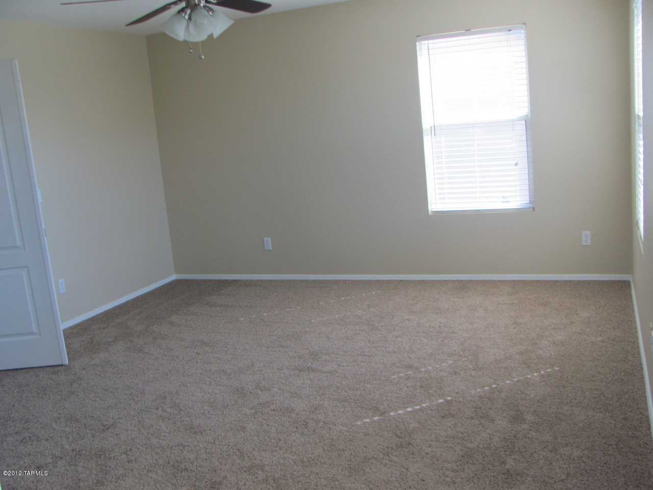 La Cholla Bluffs - Residential Lease