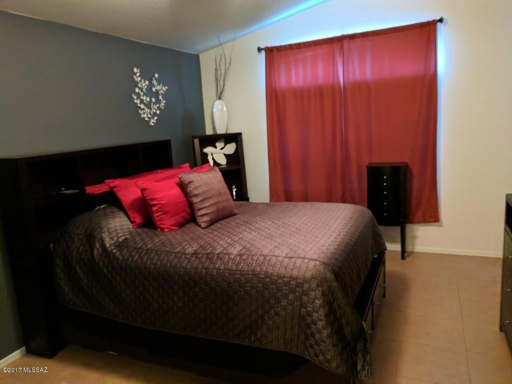 Desert Willow Estates (1-110) - Residential Lease