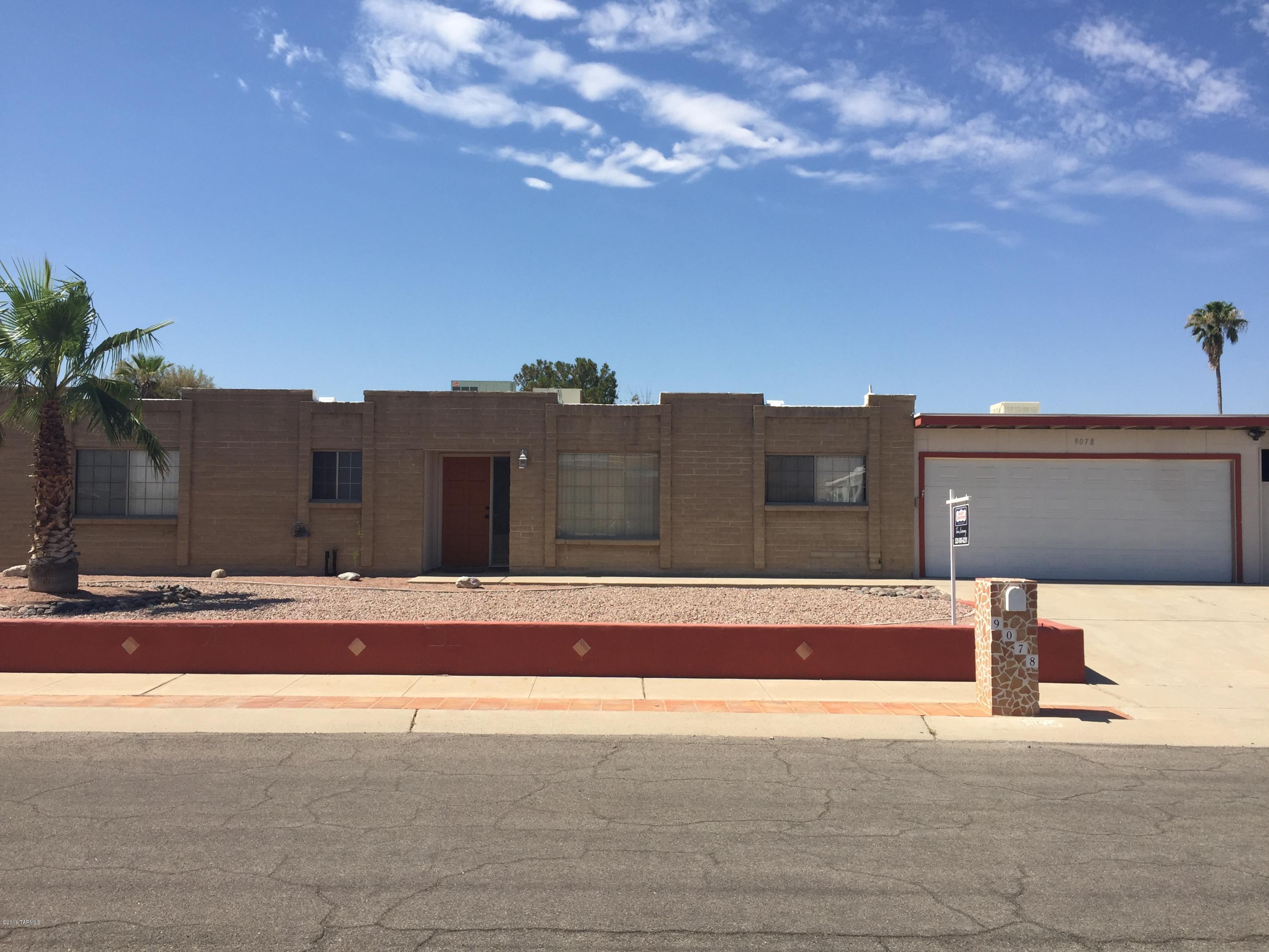 Broadway East (1-112) - Residential