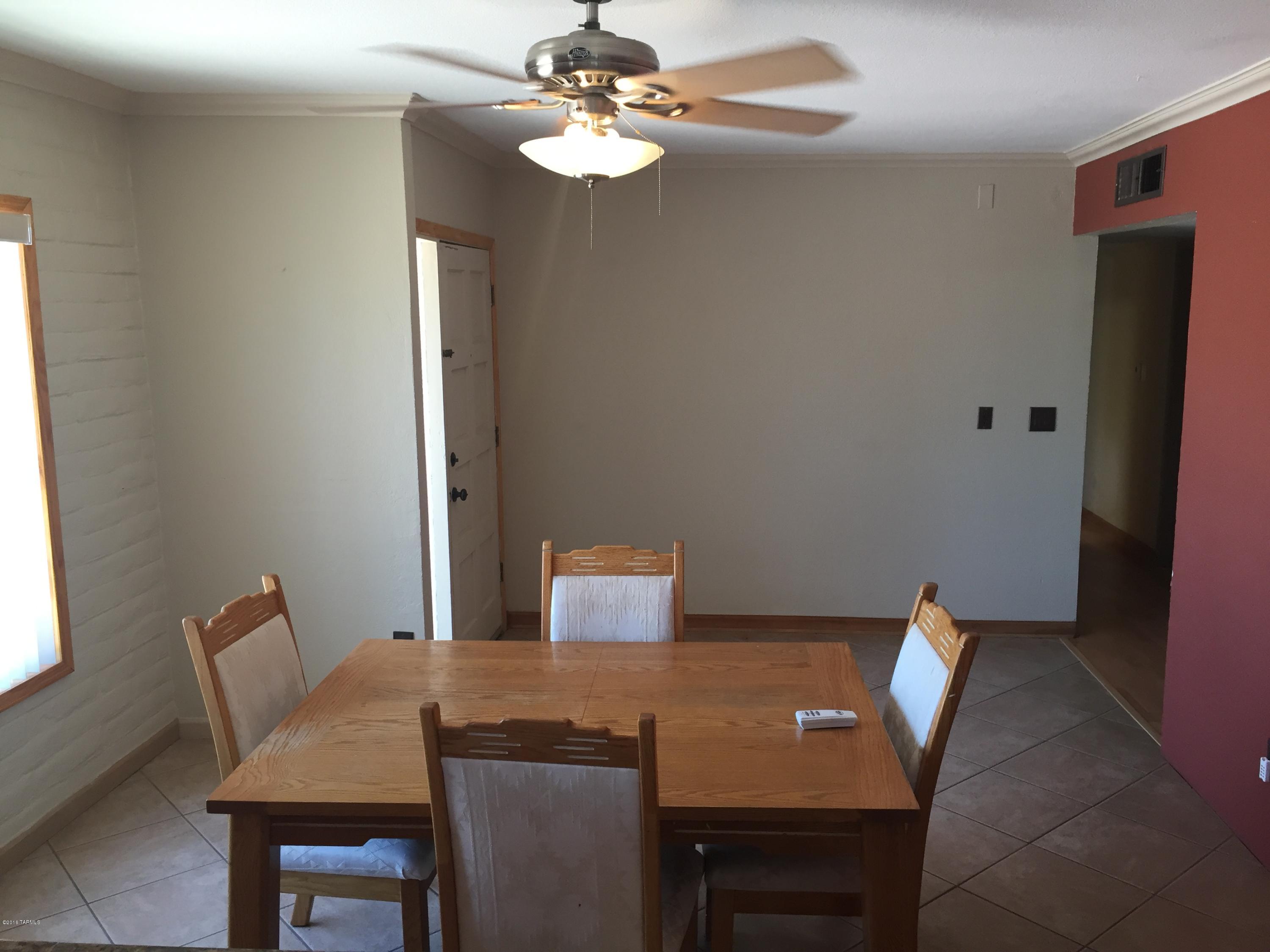 Broadway East (1-112) - Residential