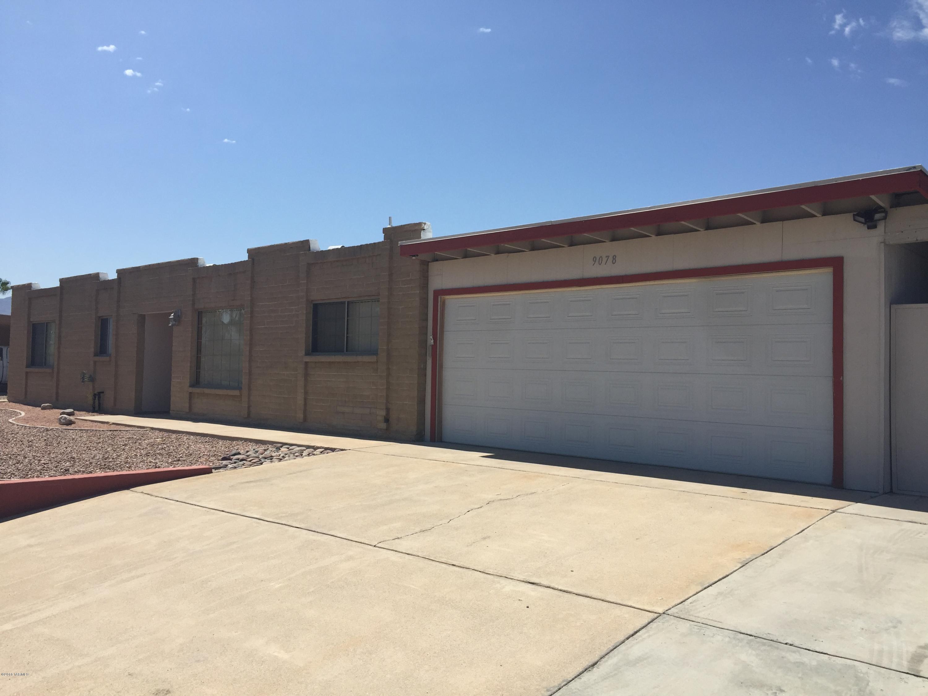Broadway East (1-112) - Residential