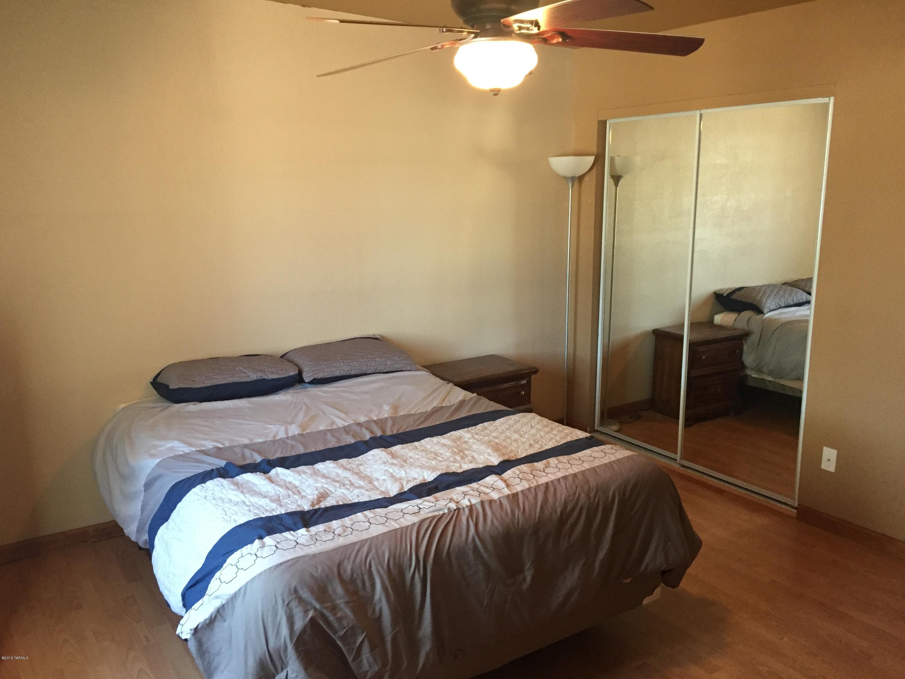Broadway East (1-112) - Residential