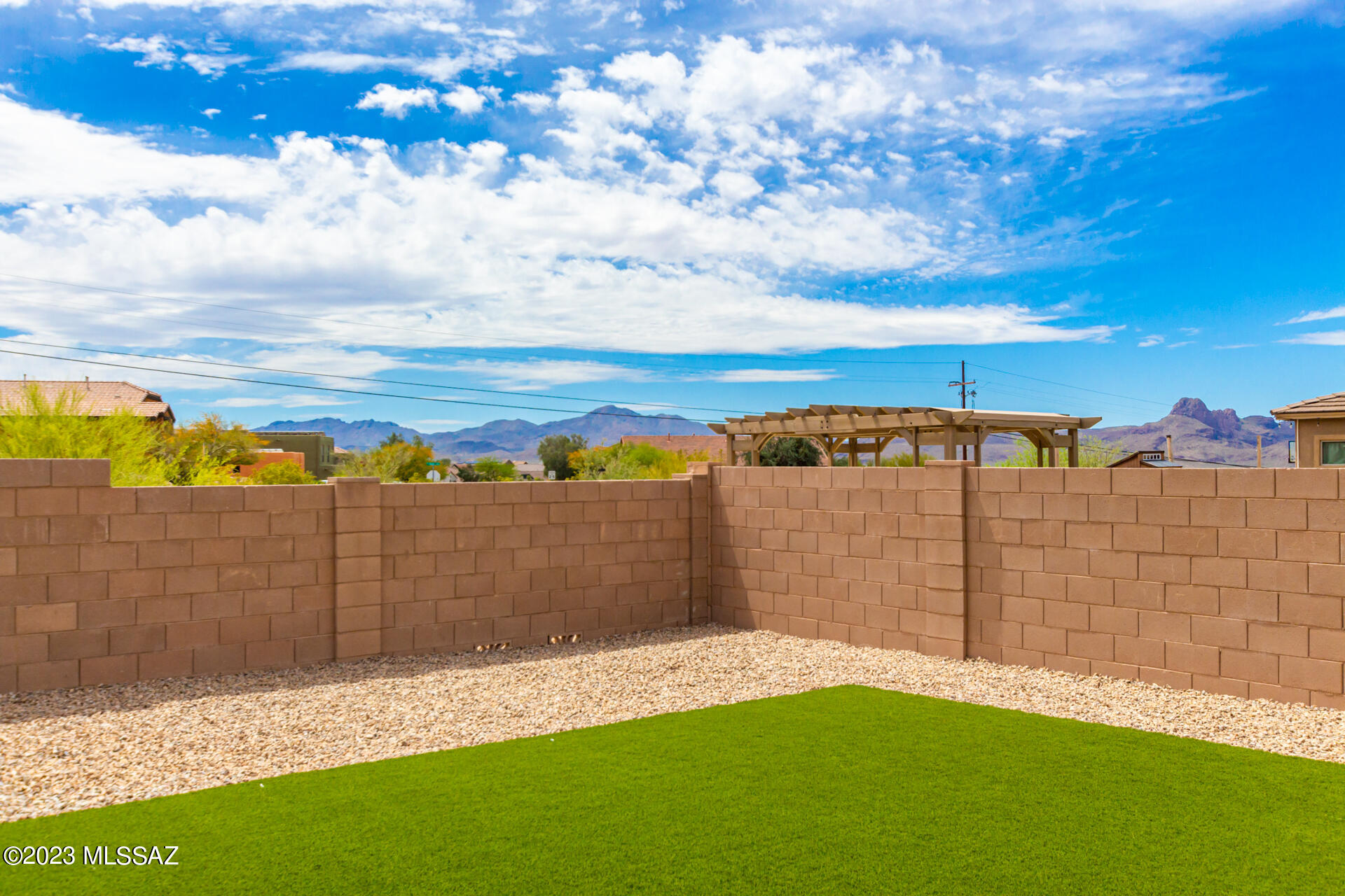 Desert Oasis At Twin Peaks - Residential